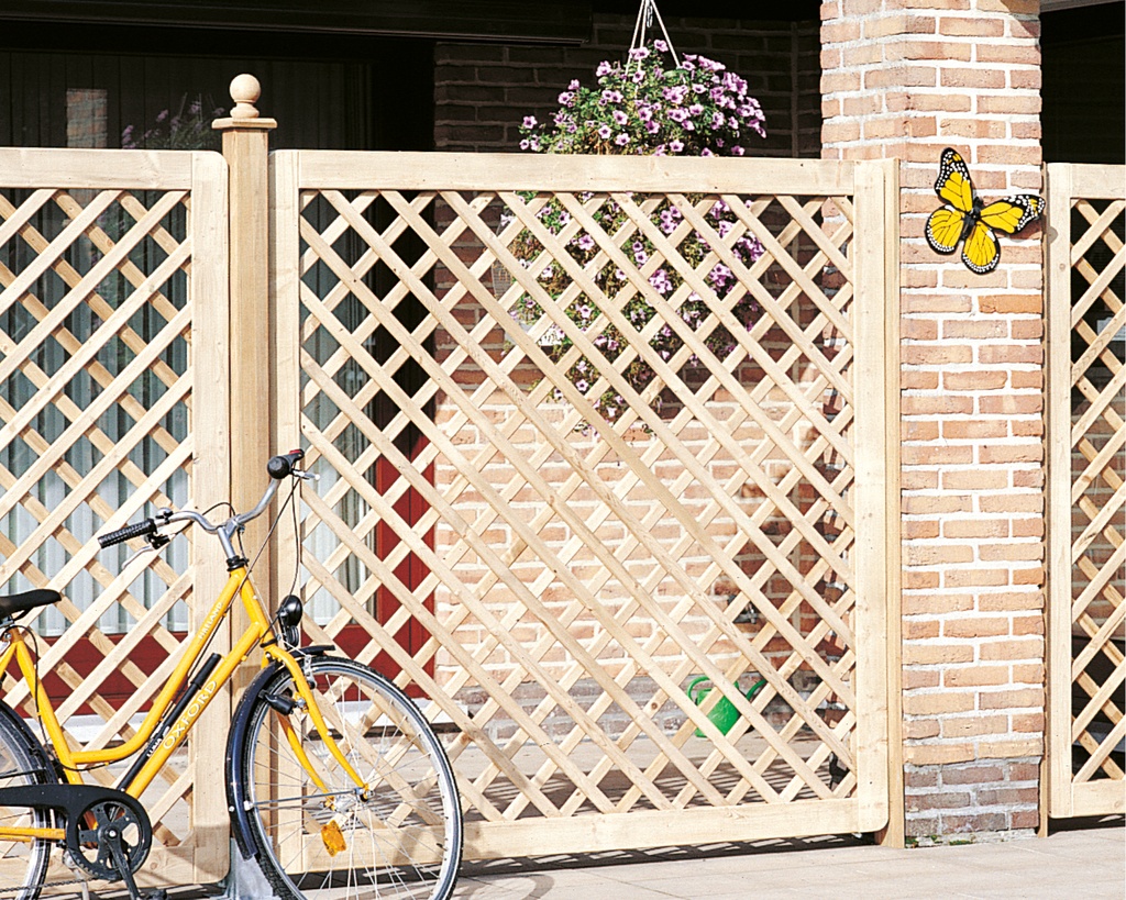 [03880] TREILLAGE DESIGN EN PIN 180X180CM