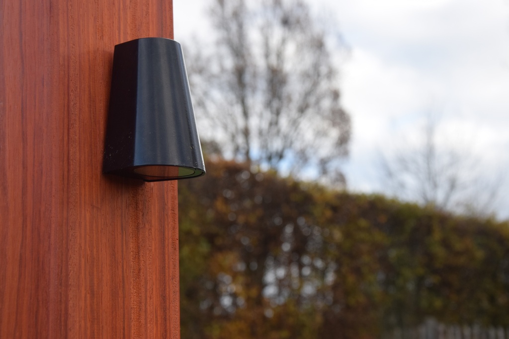 [9758*] VERLICHTING VOOR PAALMONTAGE